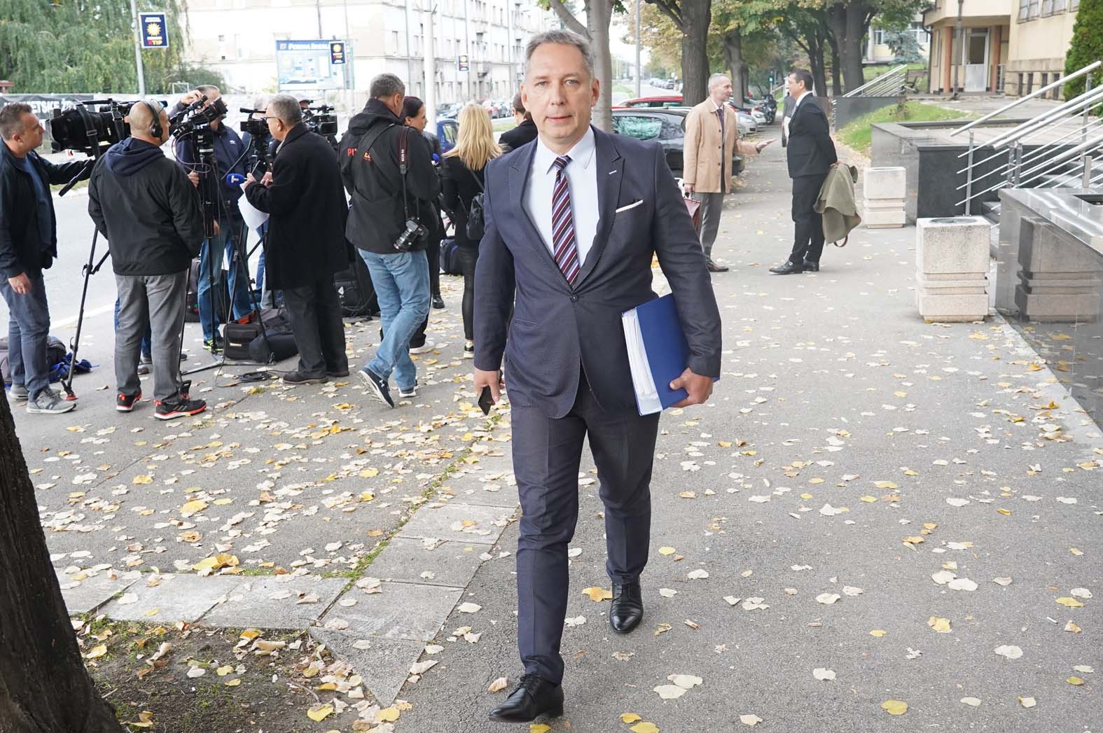 Vlast stvorila ambijent za napade na novinare i advokate: Policija sve manje istražuje ove slučajeve 5
