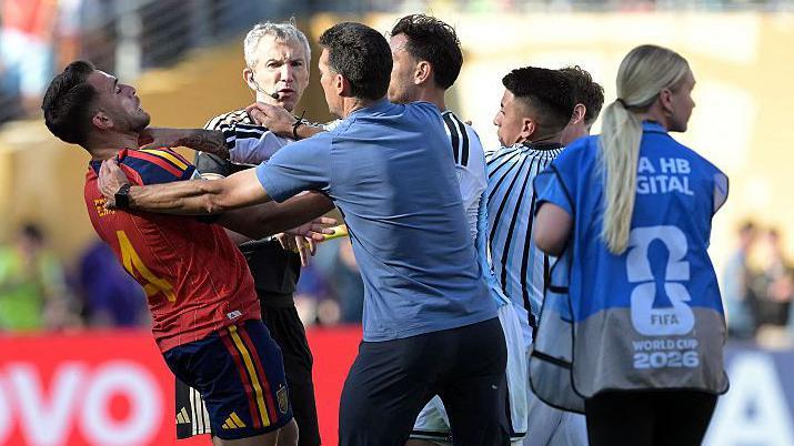 FIFA pokreće istragu protiv Argentinaca zbog tuče posle finala Mundijala 9