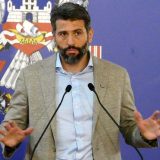 Šapić saopštio kada će biti isplaćena đačka pomoć 6