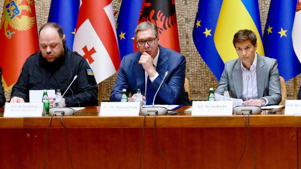 Kako je ruski medij izvestio o konferenciji predsednika parlamenta Ukrajine i Vučića? 18