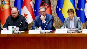 Kako je ruski medij izvestio o konferenciji predsednika parlamenta Ukrajine i Vučića? 16 Kako je ruski medij izvestio o konferenciji predsednika parlamenta Ukrajine i Vučića? 15