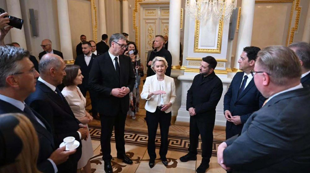 "Poseta Kijevu kalkulisana, Vučić ne želi da ide direktno do kraja protiv Rusije": Politikolog o tome kako je njegova poseta Ukrajini ipak iskorak 11