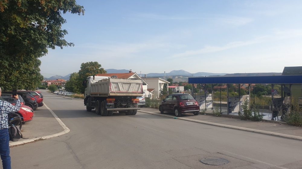 Teretni transport ugrožava stanovnike naselja Novi gradski centar u Boru 10