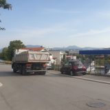 Teretni transport ugrožava stanovnike naselja Novi gradski centar u Boru 6