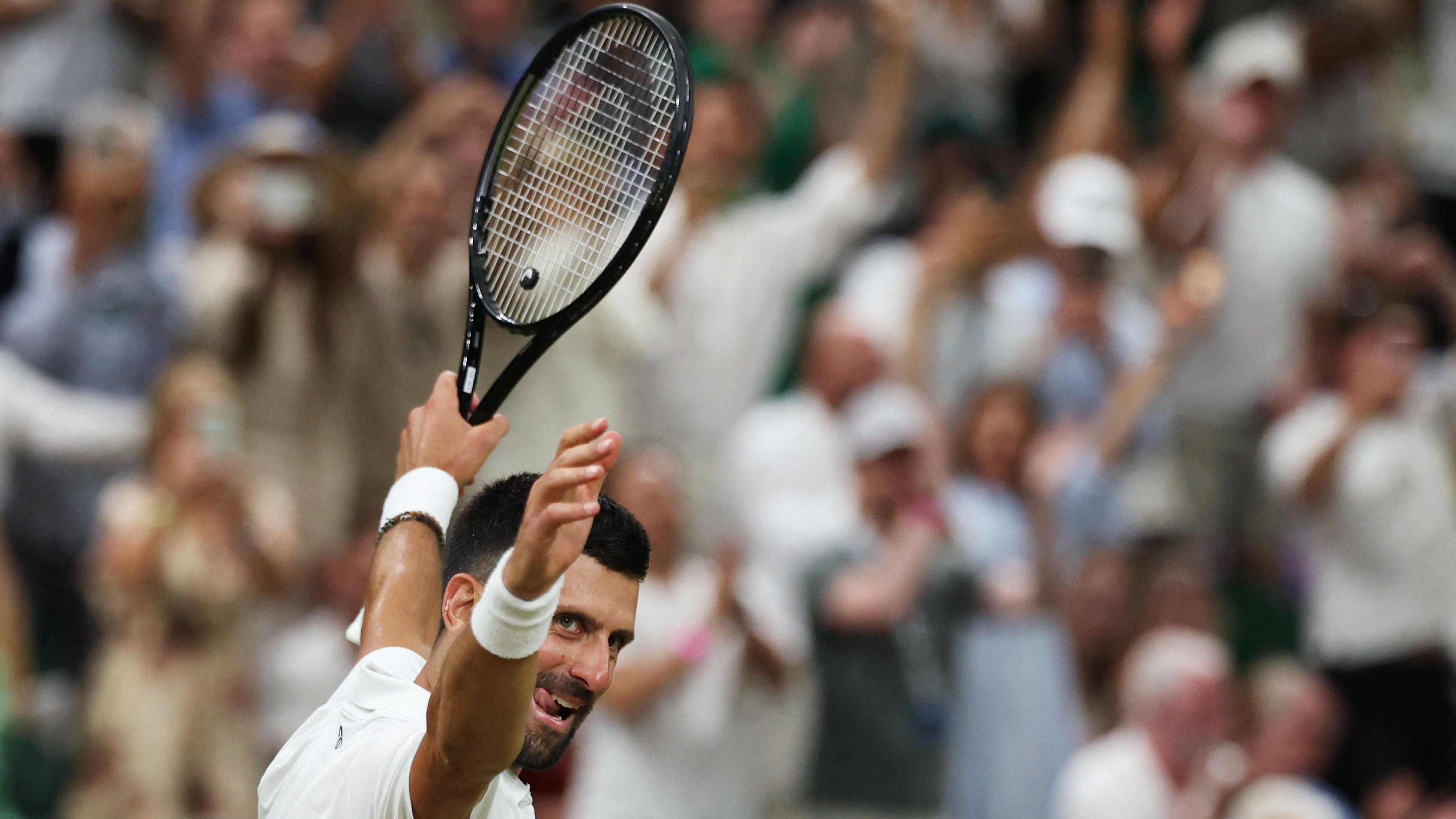 'Ovo nije normalno': Đoković posle maratonskog meča ušao u polufinale Vimbldona 4 novak đoković