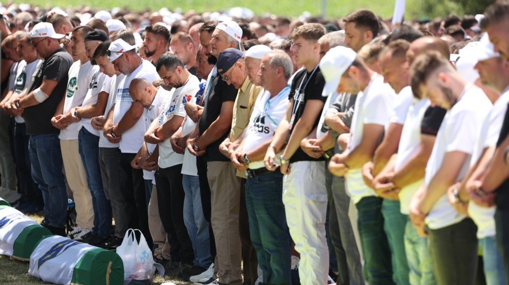 Sutra se obeležava godišnjica genocida nad Bošnjacima u Srebrenici: Posmtni ostaci deset žrtava stigli u Potočare 9