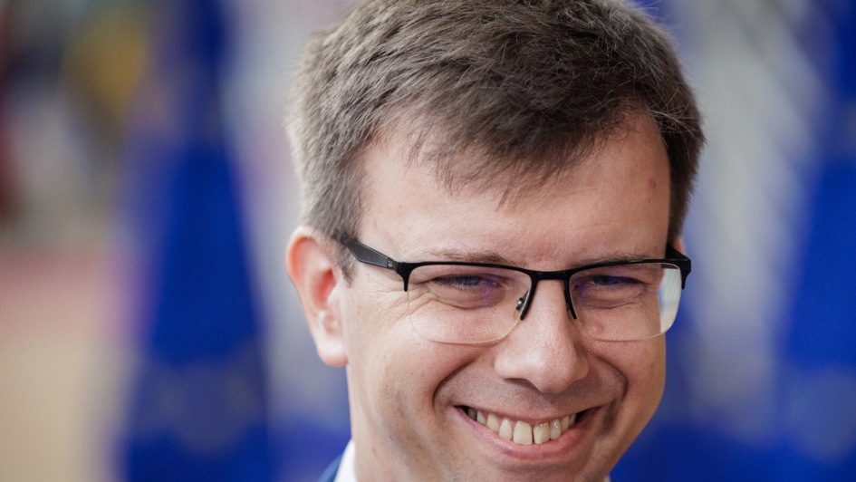 Viktor Orban će sutra saopštiti ko preuzima mesto novog šefa poslaničkog kluba Fidesa, jedno ime se pominje kao sigurna opcija 2 Viktor Orban će sutra saopštiti ko preuzima mesto novog šefa poslaničkog kluba Fidesa, jedno ime se pominje kao sigurna opcija 2