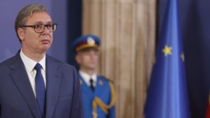 "Ne planira da završi političku karijeru": Ruski politikolog o razlozima najavljene ostavke Vučića 17 "Ne planira da završi političku karijeru": Ruski politikolog o razlozima najavljene ostavke Vučića 15