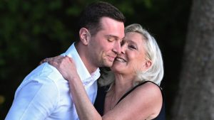 Politiko analizira: Prvi predizborni nastup Marin le Pen otkrio strategiju za osvajanje francuskog predsedništva 8