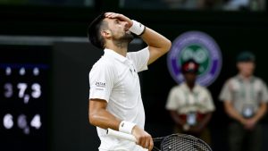 Vimbldon kaznio Novaka Đokovića 13 Novak Đoković, Foto: EPA/TOLGA AKMEN