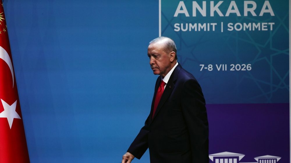Erdoganov luksuzni poklon: Šta će lideri država NATO uraditi sa pištoljem? (VIDEO, FOTO) 7