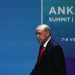 Erdoganov luksuzni poklon: Šta će lideri država NATO uraditi sa pištoljem? (VIDEO, FOTO) 1