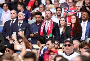 Đani Infantino, Ronaldo, norveški prestolonaslednik Hokon, Lise Klavenes (prva zdesna)