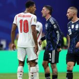 Otkriven razlog zbog kojeg je Belingem udario igrača Argentine (VIDEO) 5