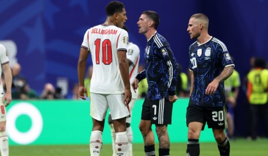 Otkriven razlog zbog kojeg je Belingem udario igrača Argentine (VIDEO) 5