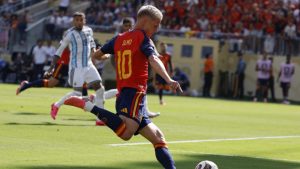 Dani Olmo kritikovao argentinske fudbalere zbog ponašanja posle finala 1 Dani Olmo