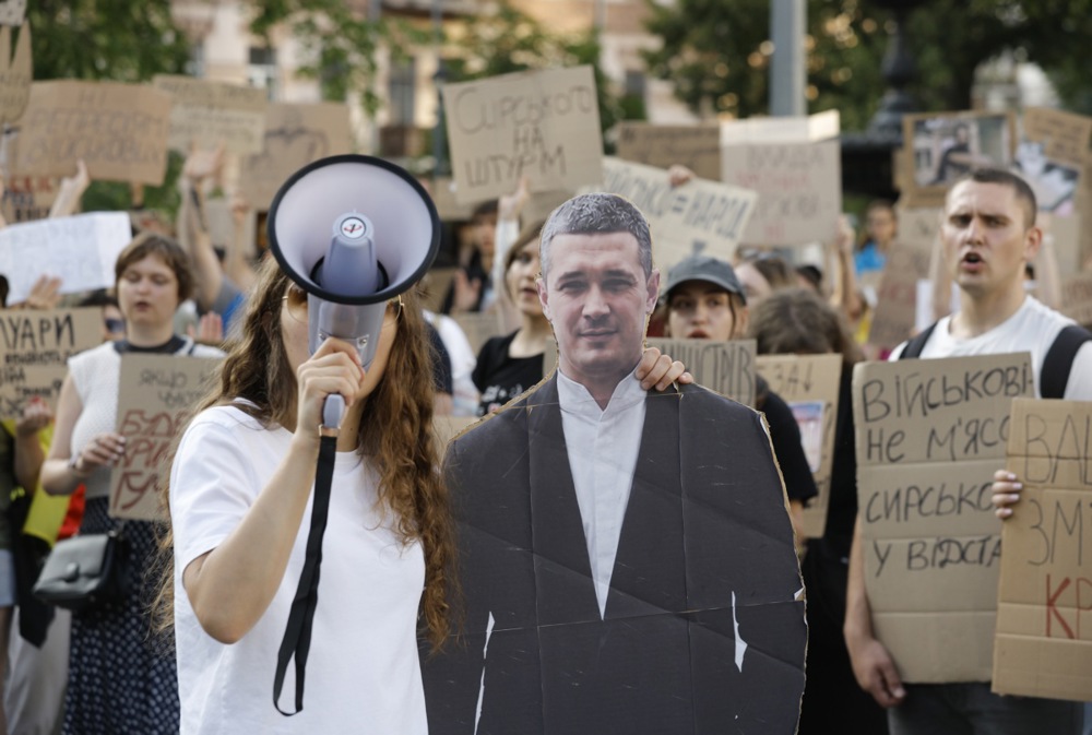 Novi protesti u Ukrajini: Demonstranti postavili Zelenskom rok do petka 2 Novi protesti u Ukrajini: Demonstranti postavili Zelenskom rok do petka 2