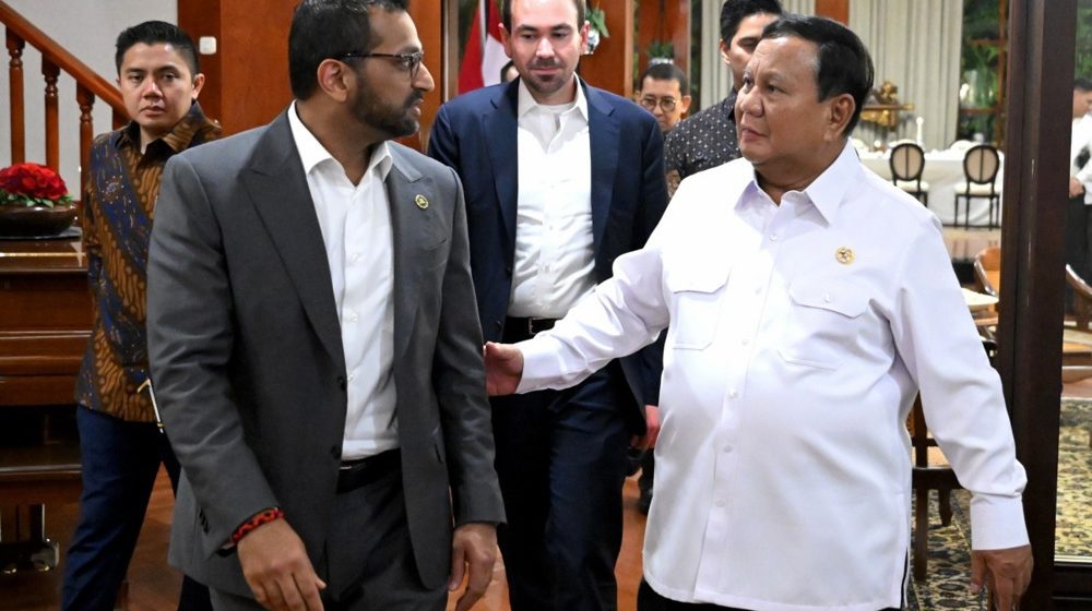 Direktor FBI vratio opljačkane kulturne artefakte predsedniku Indonezije 8