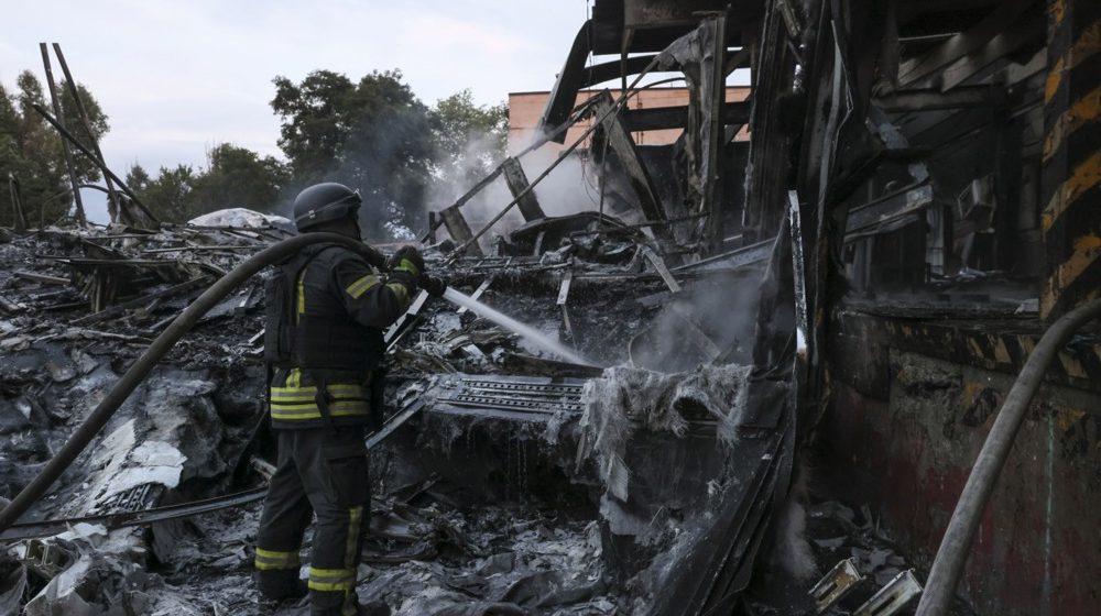 U ruskom napadu u Černigovu dve osobe poginule, 25 povređeno 6