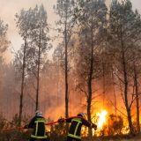 Veliki požari u Francuskoj i Španiji: Evakuisano više od 300.000 ljudi, "situacija dalje vrlo nepovoljna" 4