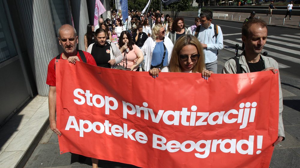 Od urušavanja Apotekarske ustanove "Beograd" do povratka poverenja 10