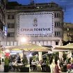Baner SNS-a u Knez Mihailovoj: „Srbija ne može biti vlasništvo jedne partije" 6