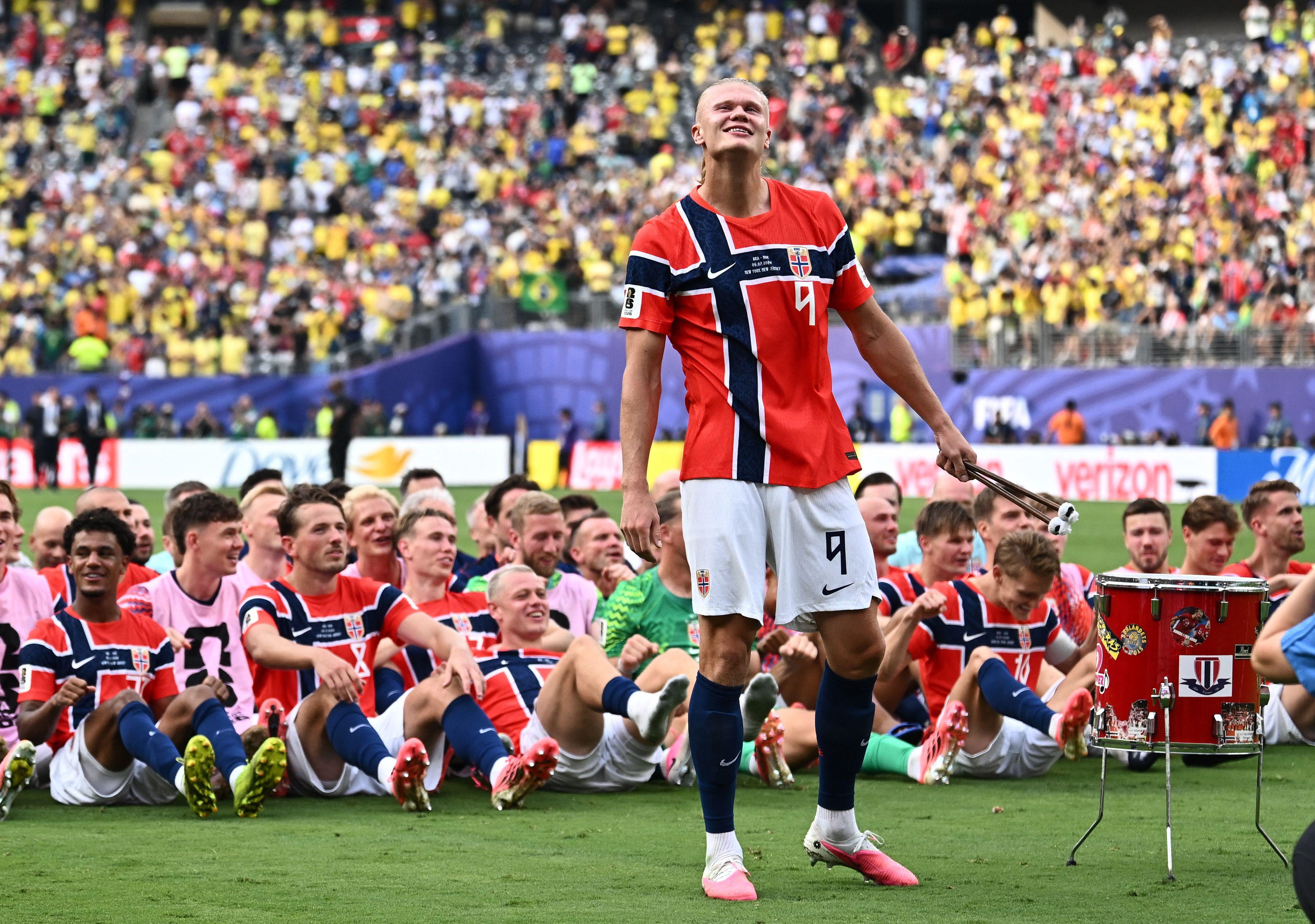Pet stvari koje možda ne znate o Erlingu Halandu, norveškom fudbalskom džinu 9 erling haland diriguje norveškom veslanju