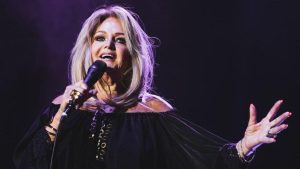 Boni Tajler, zvezda prepoznatljivog hrapavog glasa koja je osvajala srca publike 2