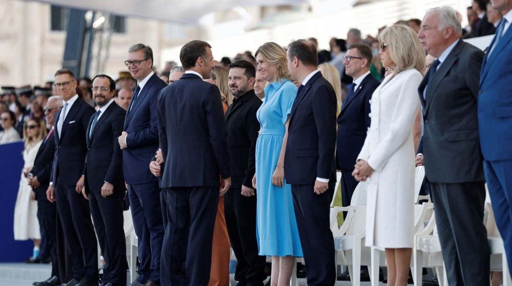Vučić iz Pariza: Mogli bi sutra da postanemo članica NATO, ali... 8