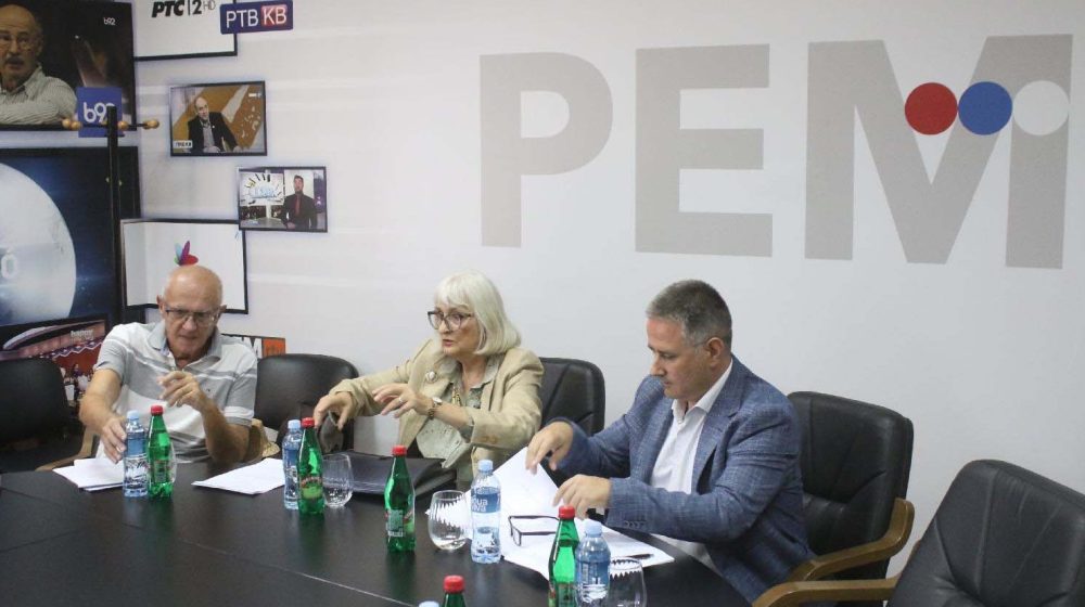 I “kompletan” REM ipak podeljen 11