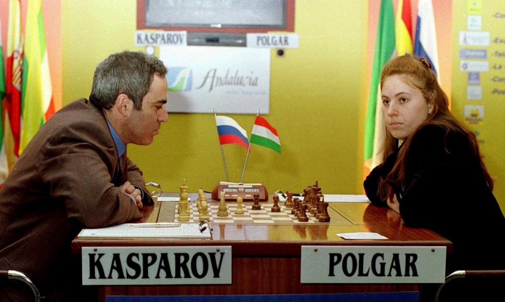 Pobedila jedanaest svetskih šampiona: Ko je Judit Polgar, koju Peter Mađar planira da imenuje za predsednicu Mađarske? 2 Pobedila jedanaest svetskih šampiona: Ko je Judit Polgar, koju Peter Mađar planira da imenuje za predsednicu Mađarske? 2