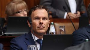 Siniša Mali: Ko o čemu, Miroslav Aleksić o poštenju 16