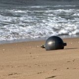 Misteriozne svemirske kugle na plaži u Australiji 6