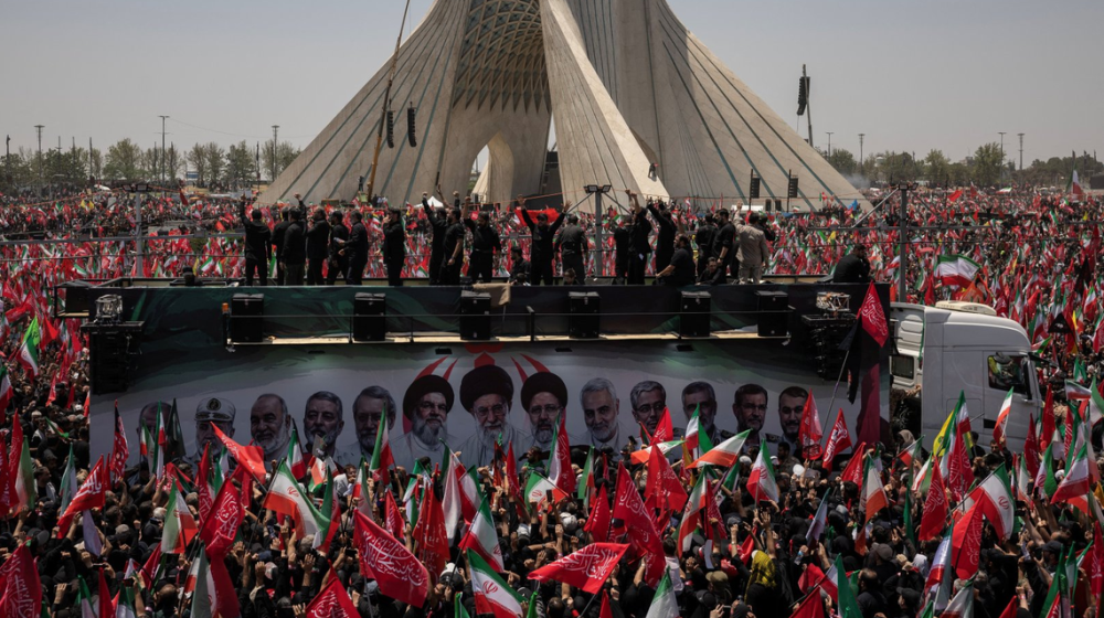 Otpor i osveta: Iran je želeo da pošalje poruku oproštajem od Alija Hamneija 11
