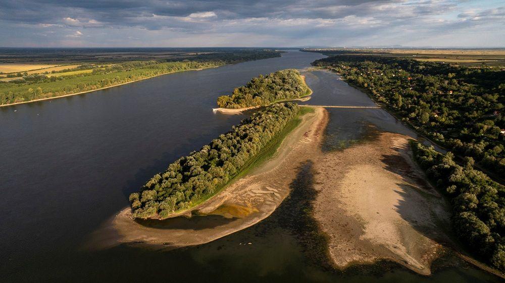 Dunav ponegde kao potok: Dramatične fotografije iz Srbije i regiona 17 dunav, nizak vodostaj dunava, dunav kod slankamena