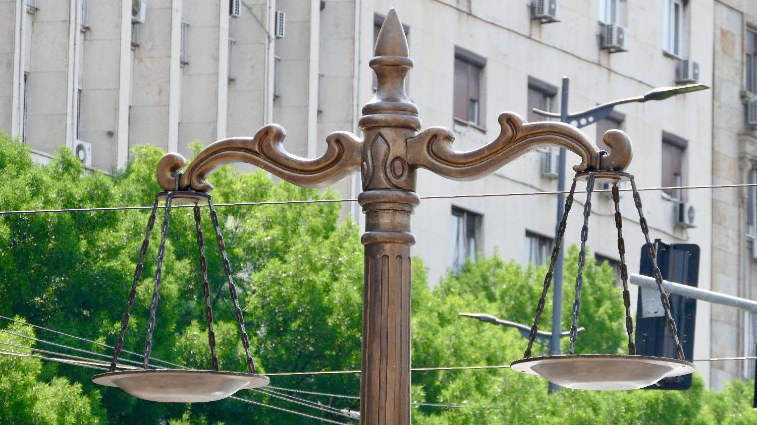 “Terazije“ u Beogradu: Nema podataka o ceni ni naručiocu - tužilaštvo da ispita postavljanje skulpture 2 “Terazije“ u Beogradu: Nema podataka o ceni ni naručiocu - tužilaštvo da ispita postavljanje skulpture 2