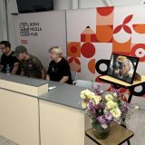 Održana komemoracija fotoreporteru Draganu Gojiću u Novom Sadu: Pokrenuta inicijativa da dobije spomen-obeležje u centru grada 3