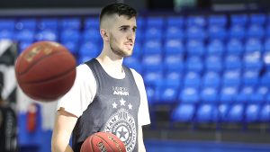 Miletić umesto povratka u Partizan izabrao da ode kod Obradovića