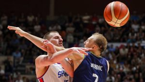 Srbija rutinski slavila protiv Bosne: Jokić kapitenski sa tripl-dablom predvodio „orlove“
