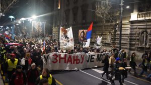Prijateljska kritika studenata nije izdaja: Sme li se ukazivati na greške studentskog pokreta? 18 Prijateljska kritika studenata nije izdaja: Sme li se ukazivati na greške studentskog pokreta? 15