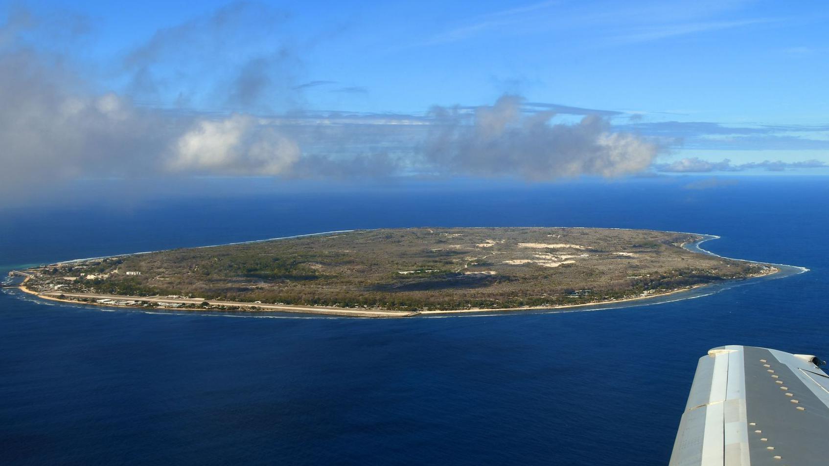 Zemlja u kojoj se ne igra fudbal... za sada 4 Nauru ima površinu od 21 kvadratnog kilometra i oko 12.000 stanovnika