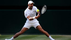 Novak Đoković pao u polufinalu Vimbldona, Siner delovao kao zid