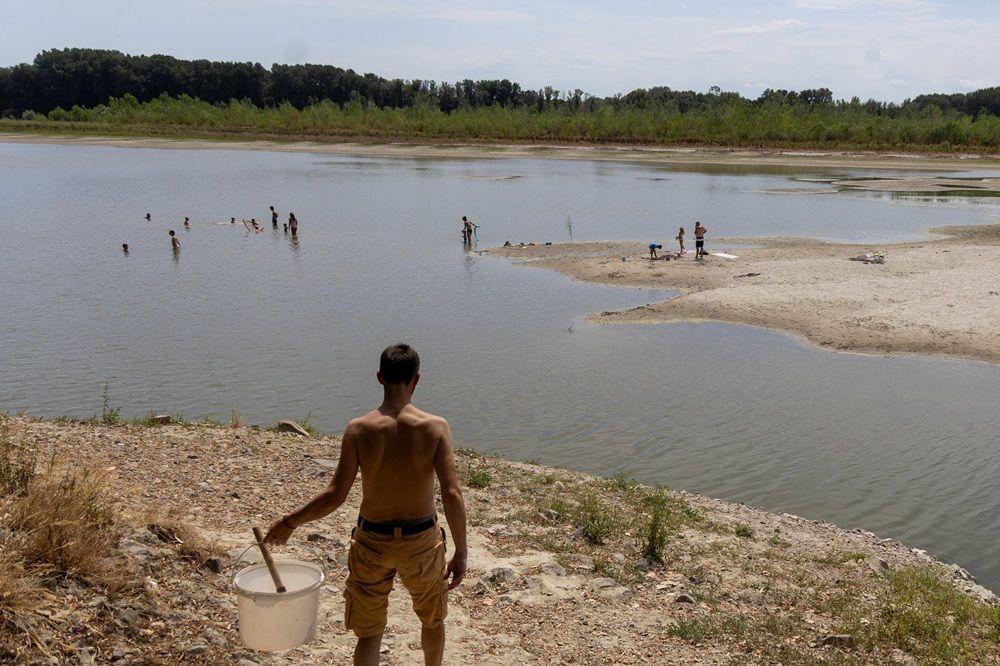 Dunav ponegde kao potok: Dramatične fotografije iz Srbije i regiona 12 dunav, nizak vodostaj dunava, dunav kod apatina