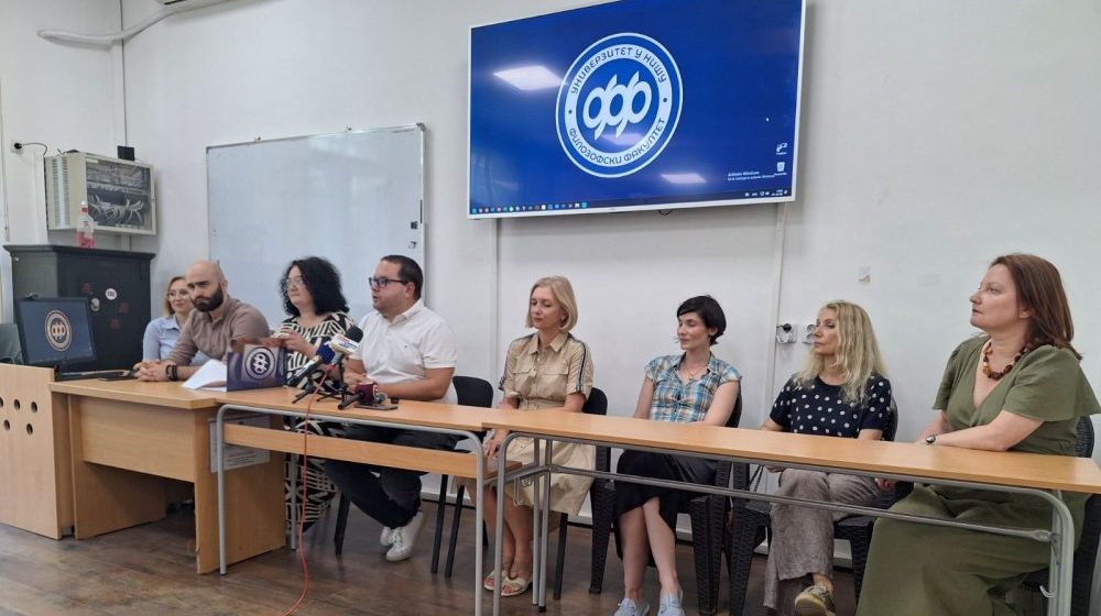 "Skandalozna kazna za fakultet koji ne dopušta da bude raskomadan": Zaposleni na niškom Filozofskom protiv odluke Vlade o ukidanju budžetskog finansiranja za tri departmana 9