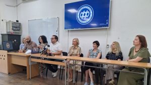 "Skandalozna kazna za fakultet": Zaposleni na niškom Filozofskom protiv odluke Vlade o ukidanju budžetskog finansiranja za tri departmana 14 "Skandalozna kazna za fakultet": Zaposleni na niškom Filozofskom protiv odluke Vlade o ukidanju budžetskog finansiranja za tri departmana 13