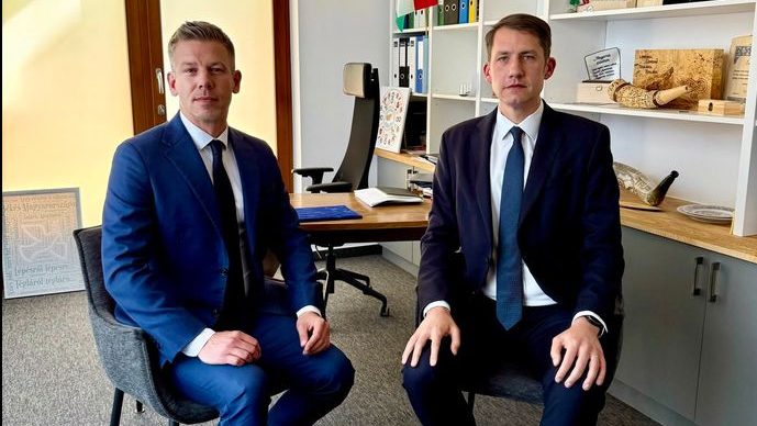 Dok se čeka posete Petera Mađara Vojvodini, DZVM odbio predlog SVM 12
