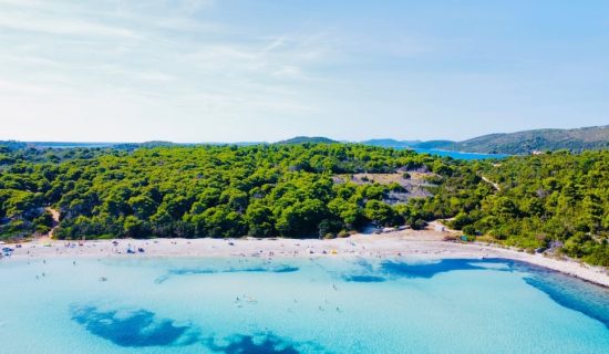 “Hrvatski Havaji” postoje, a postoji puno razloga da ih posetite ovog leta: Plaža kao s razglednice 10