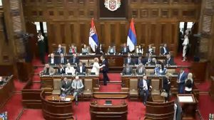 Počela sednica o nepoverenju vladi, premijer i ministri u sali 7