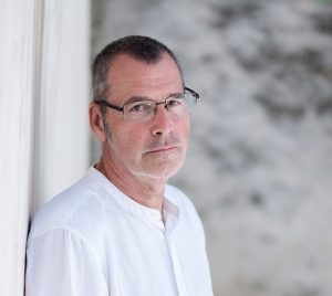 Pulski filmski festival pružio podršku Vladimiru Arsenijeviću nakon napada u Beogradu 7 Pulski filmski festival pružio podršku Vladimiru Arsenijeviću nakon napada u Beogradu 4
