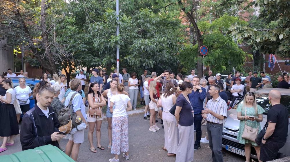 "Ispod šlema mozga nema": Uhapšena žena u Rakovici zbog skandiranja 7
